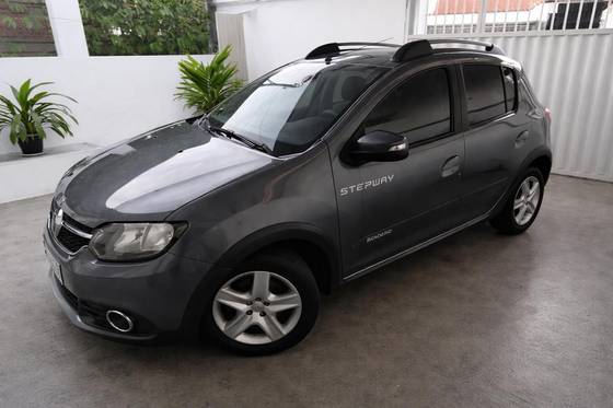 RENAULT SANDERO 1.6 16V SCE FLEX ZEN MANUAL RENAULT SANDERO 1.6 16V SCE FLEX ZEN MANUAL